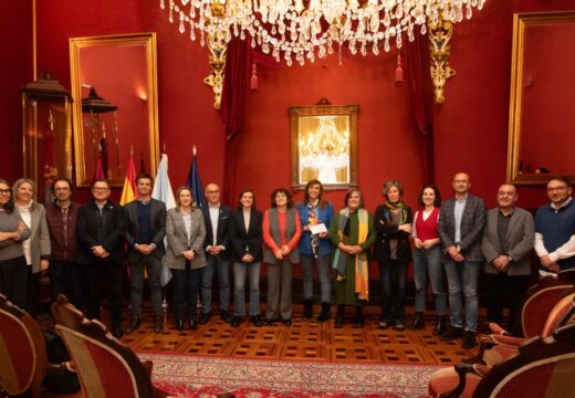 Compostela celebra o Día Internacional das Mulleres coa lectura dun manifesto e co fallo do Premio Xohana Torres